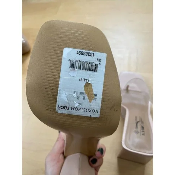 Call it Spring "Sorayaa" Thong Sandals BNWOT heels women NEW - Picture 7 of 9